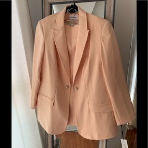 NWT Calvin Klein Peach Pearl Suit- Skirt 20W
